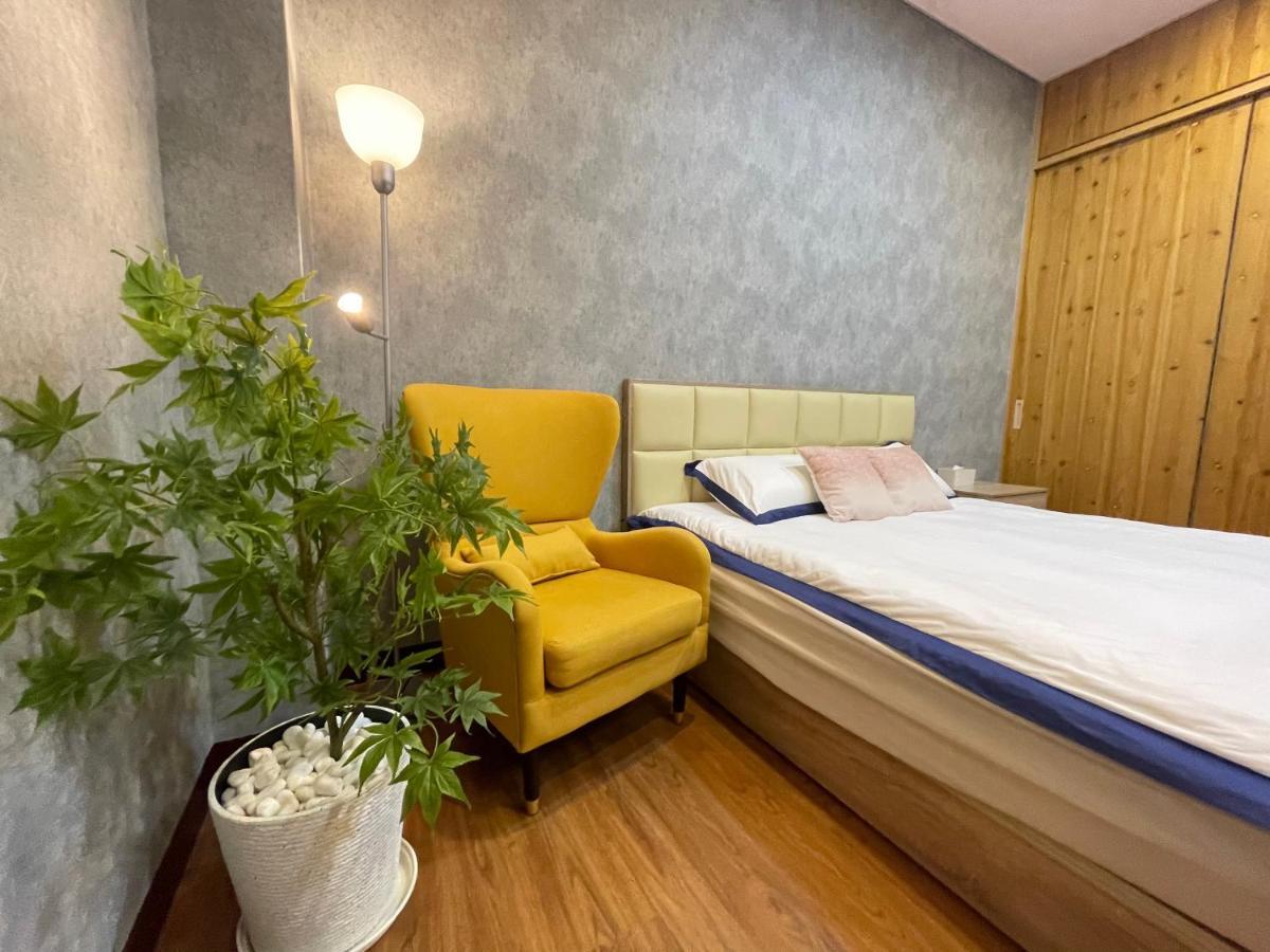 ז'ושאן 鄉間小路 Home 備有專屬停車場 מראה חיצוני תמונה