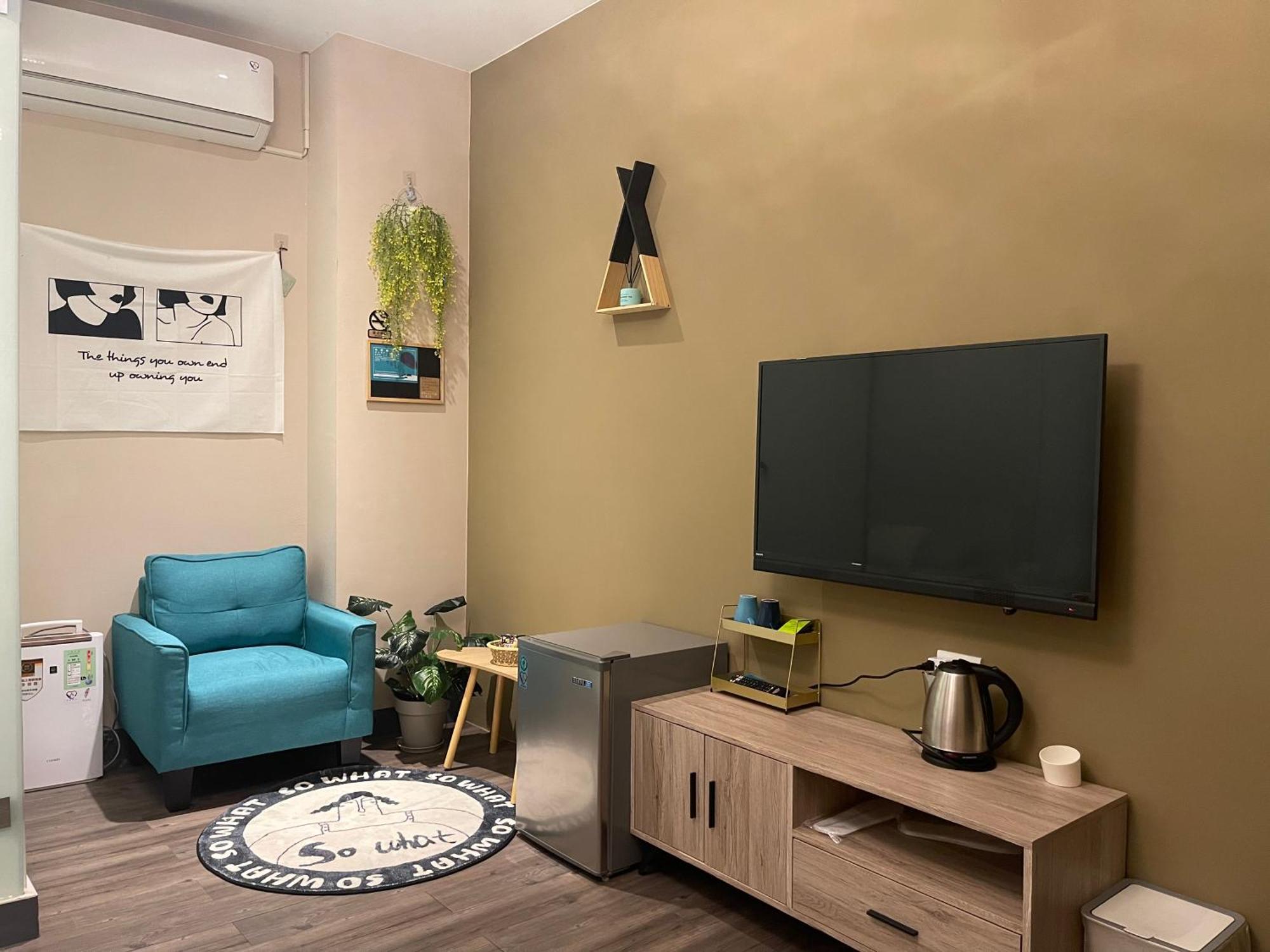 ז'ושאן 鄉間小路 Home 備有專屬停車場 מראה חיצוני תמונה